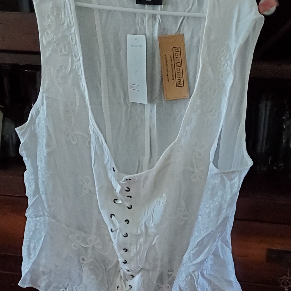 Sleeveless top